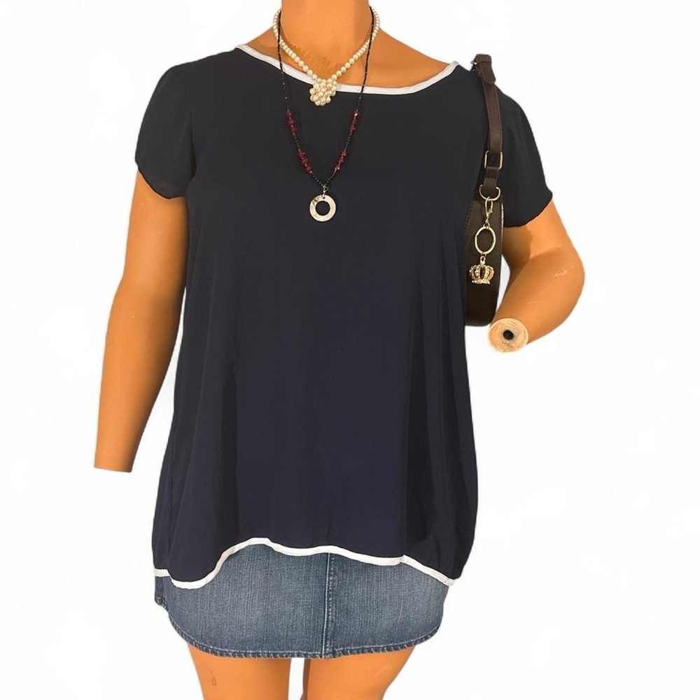 Women’s Navy Short Sleeve Blouse with White Trim Bow Back lining